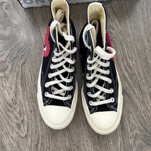 Converse Comme Des Garçons Play x Converse Chuck high-top half heart sneakers - Picture 3 of 6